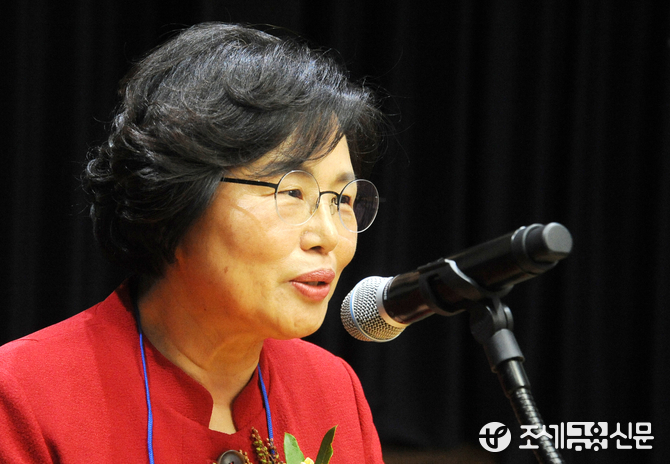 김옥연 전임 한국여성세무사회장이 축사하고 있다. (사진=김용진 기자)