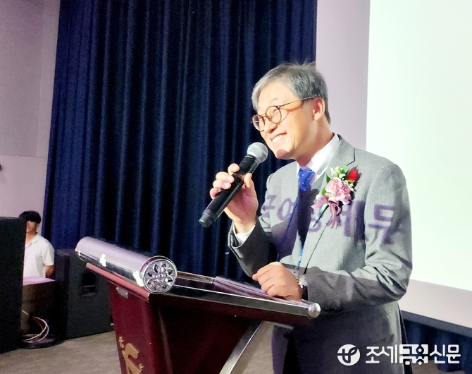 김태수 춘천세무서장이 행사장을 찾아 축사를 전했다.