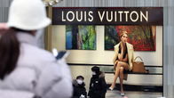 루이비통, 국내 시내면세점 매장 철수...중국 보따리상 브랜드 훼손 우려