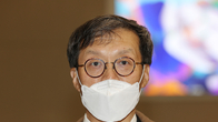 이창용 한은 총재 후보자 첫출근…“금리로 가계부채 문제 잡아야”
