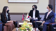 [포토뉴스] 관세청장, 주한 캄보디아 대사와 협력 논의