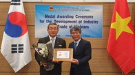 신명진 전 한국수입협회장, 베트남 산업무역훈장 수훈