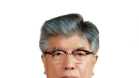 유한재단 이사장에 김중수 전 한국은행 총재 취임
