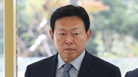 신동빈 롯데그룹 회장, 상반기 보수 103억원 수령...그룹 총수 중 1위