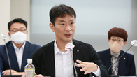 이복현 금감원장, 현장소통 강화…코로나 금융지원 시중은행 방문