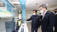 [수소TF] 이종호 과기장관, 두산퓨얼셀 공장 찾아 