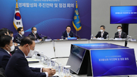 꽁꽁 얼어붙은 주택시장 풀릴까?…11월 중 규제지역 추가 해제