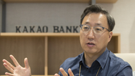 ‘왕좌’ 지키는 윤호영 카뱅 대표…최대 과제는 건전성 관리
