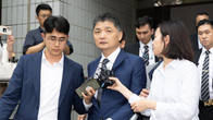 [속보] 'SM 시세조종 의혹' 카카오 김범수 구속기소