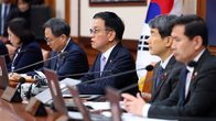 최상목 권한대행, 올해 첫 국무회의 주재...