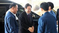 이재명 대표, 현대차 아산공장 방문…美 관세정책 등 논의
