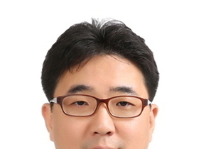 [이슈체크] 청와대 인사비서관실에 최종환 국세청 국장 파견…균형인사‧힘빼기 포석