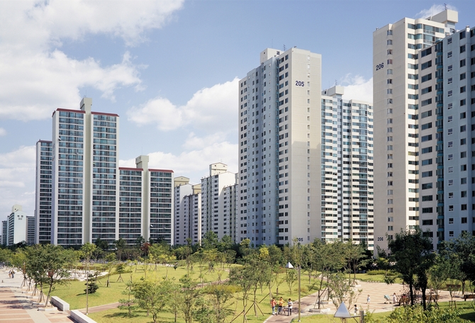 [예규‧판례] 흡수합병으로 전부 취득한 부동산…앞서 낸 간주취득세는 이중과세