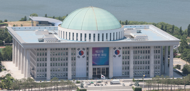 “알래스카 LNG, 기회인가 리스크인가”… 산자위원들 ‘신중 모드’ [국회 설문]